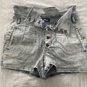 Express woman shorts